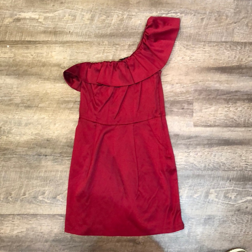 Red one-shoulder formal dress, Lulu’s